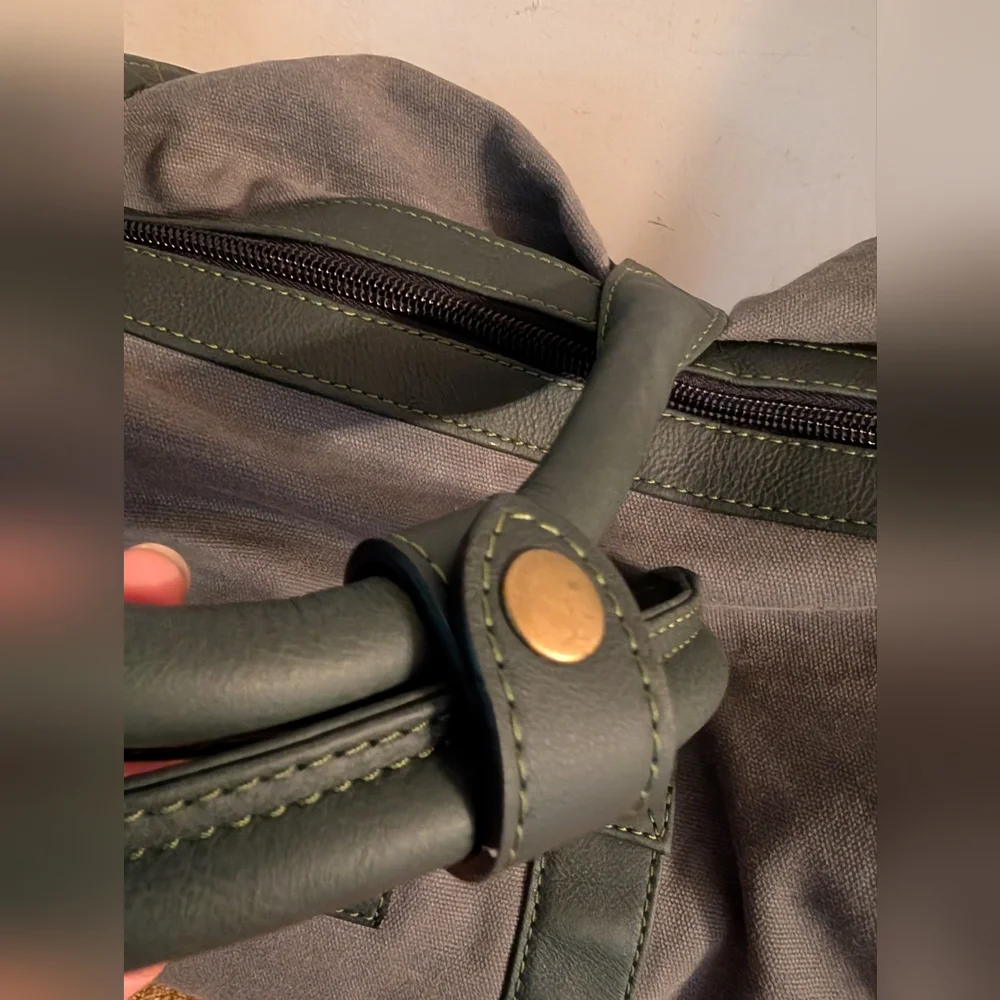 Links & Kings FJ Canvas And Leather Duffel Bag in Crown Green